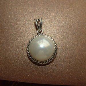 FD Sterling Silver Pearl Pendant